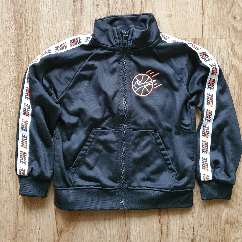 Nike jacket SKU546